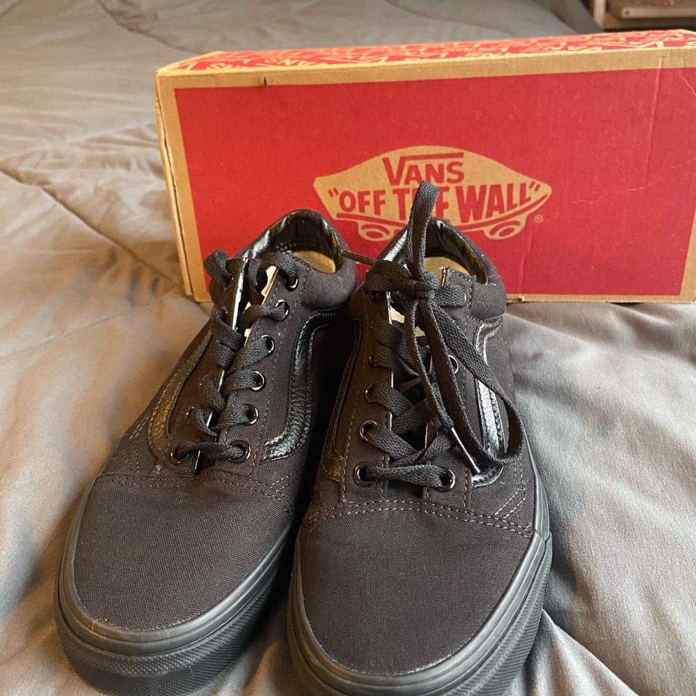 Brand new women’s vans